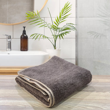 Insignia 450GSM High Absorbant, Super Soft, Anti Microbial, Bath Towel (75cm x 150cm), Walnut