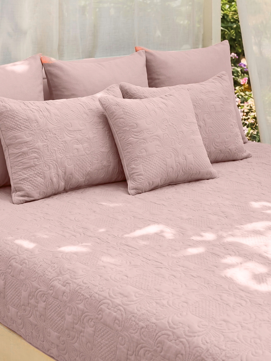 Sensation - Quilted King Bedcover Set with 2 Pillow Covers(Peach) — view 1