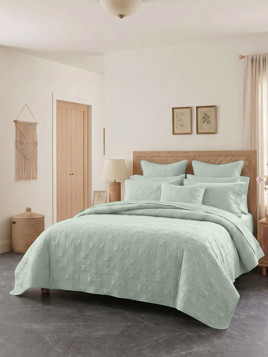 Sensation - Quilted King Bedcover Set with 2 Pillow Covers(Pistachio) — view 3