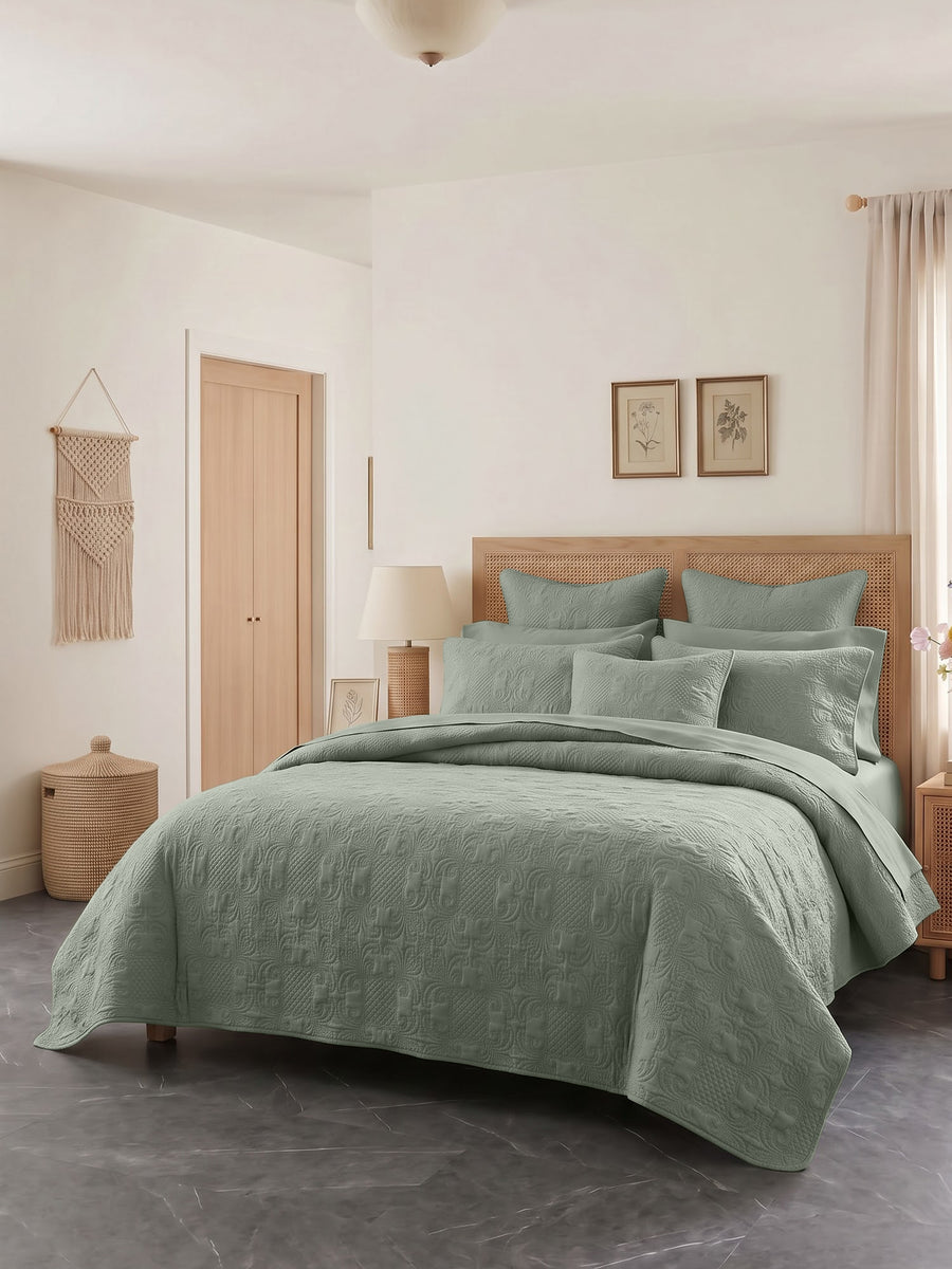 Sensation - Quilted King Bedcover Set with 2 Pillow Covers(Sage Green) — view 3